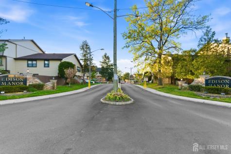 1705 Merrywood Drive Edison NJ 08817
