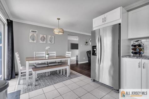 19 Evergreen Terrace Monroe NJ 08831