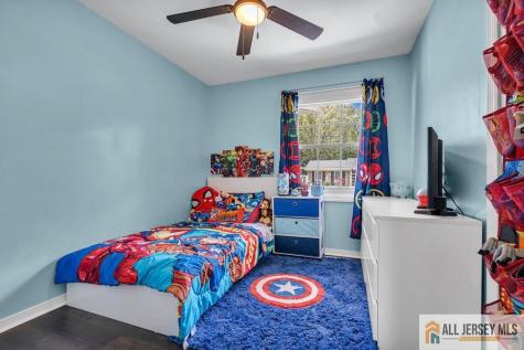 19 Evergreen Terrace Monroe NJ 08831