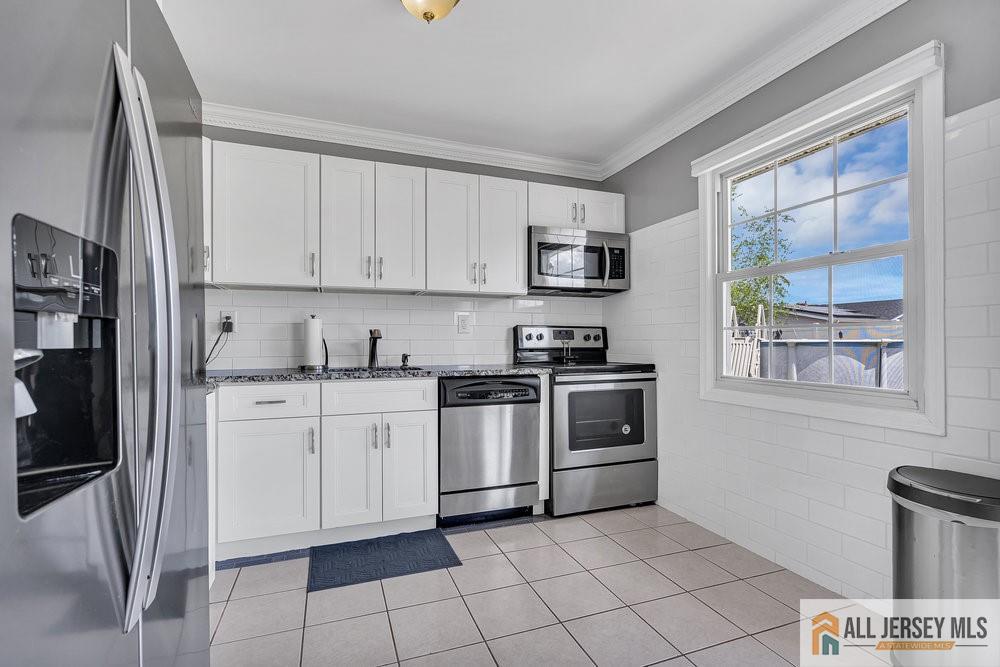 19 Evergreen Terrace Monroe NJ 08831