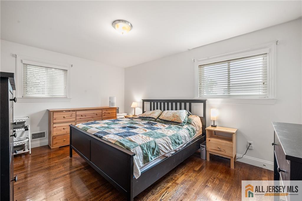 122 Benart Place Middlesex NJ 08846