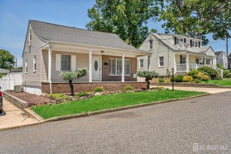 236 Olsen Street Sayreville NJ 08879