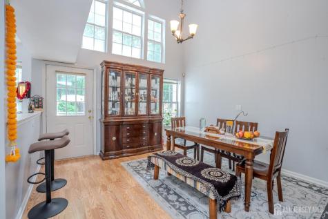 22 Amy Drive North Brunswick NJ 08902