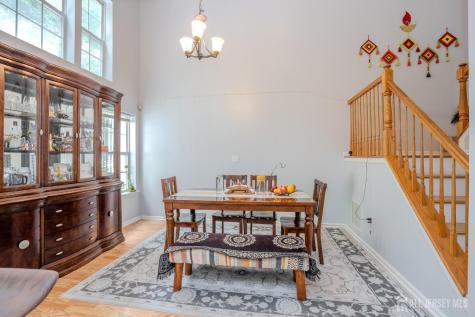 22 Amy Drive North Brunswick NJ 08902