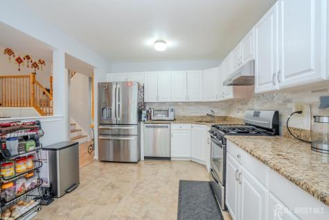 22 Amy Drive North Brunswick NJ 08902