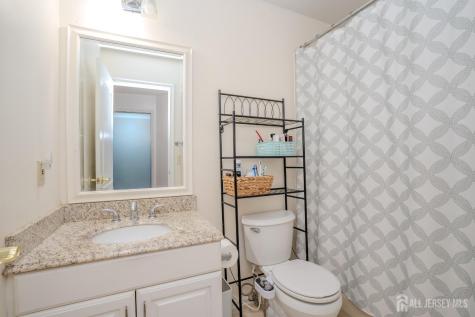 22 Amy Drive North Brunswick NJ 08902