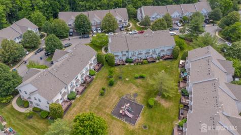 22 Amy Drive North Brunswick NJ 08902