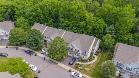 22 Amy Drive North Brunswick NJ 08902