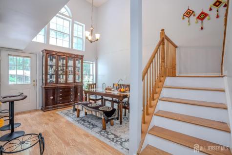 22 Amy Drive North Brunswick NJ 08902