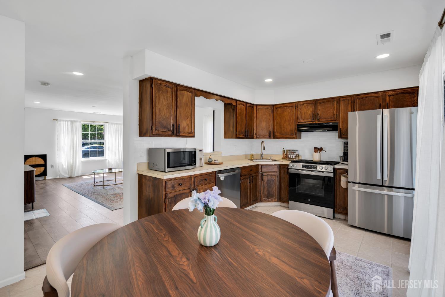 305 Beach Plum Court Tuckerton NJ 08087