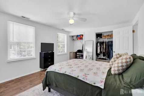 305 Beach Plum Court Tuckerton NJ 08087