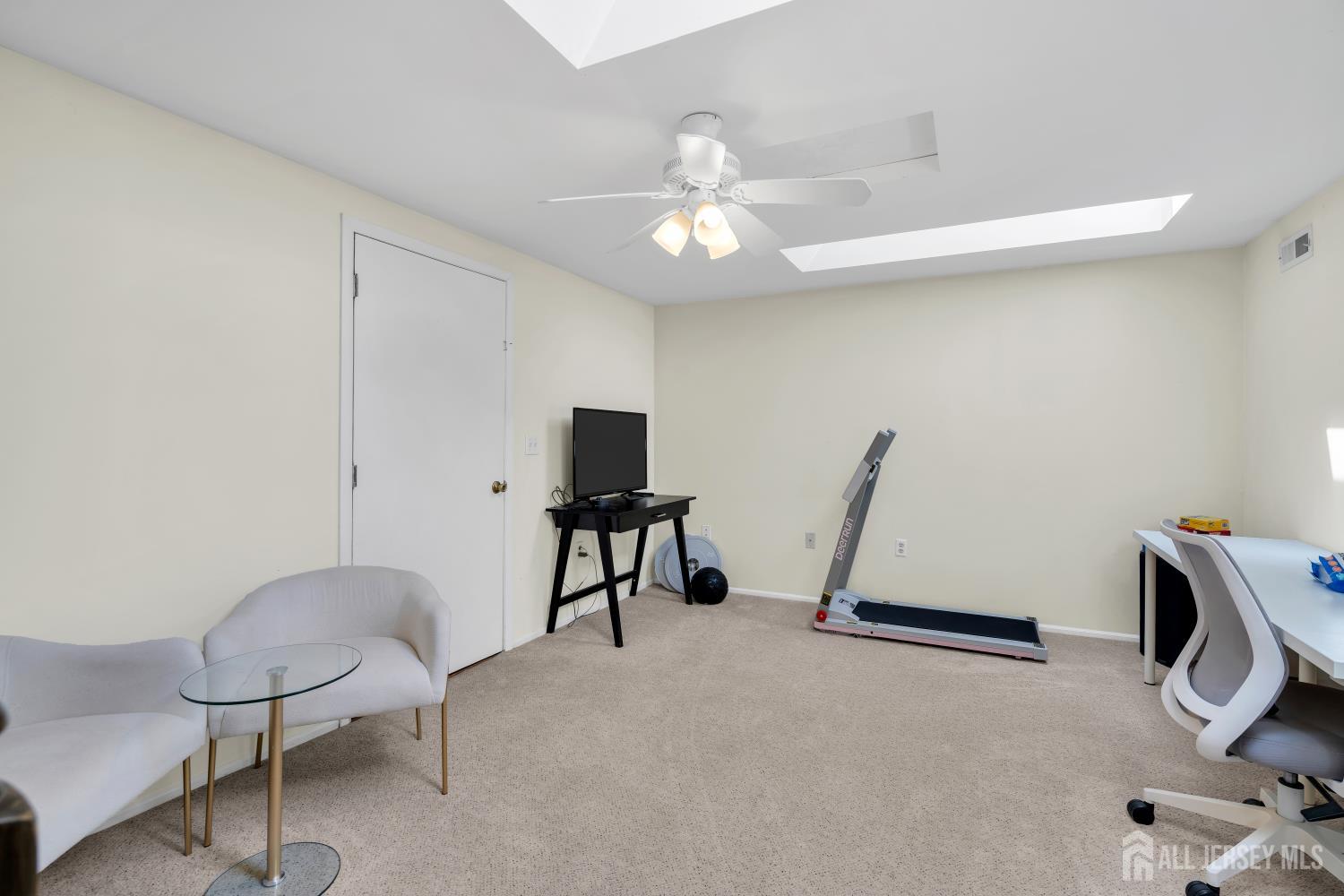 305 Beach Plum Court Tuckerton NJ 08087