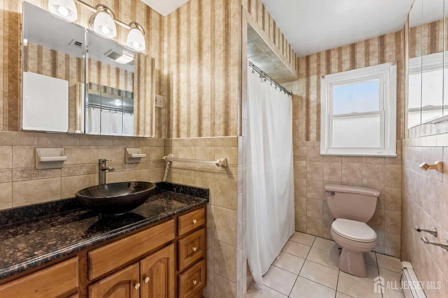 27 Milton Avenue East Brunswick NJ 08816