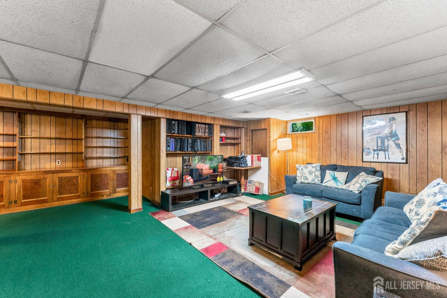 27 Milton Avenue East Brunswick NJ 08816
