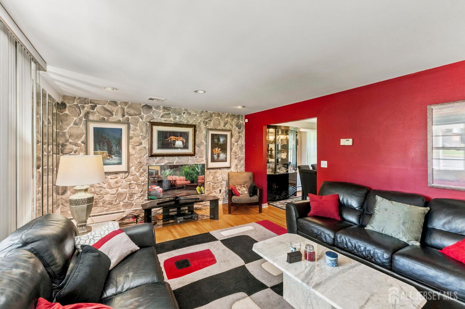 27 Milton Avenue East Brunswick NJ 08816