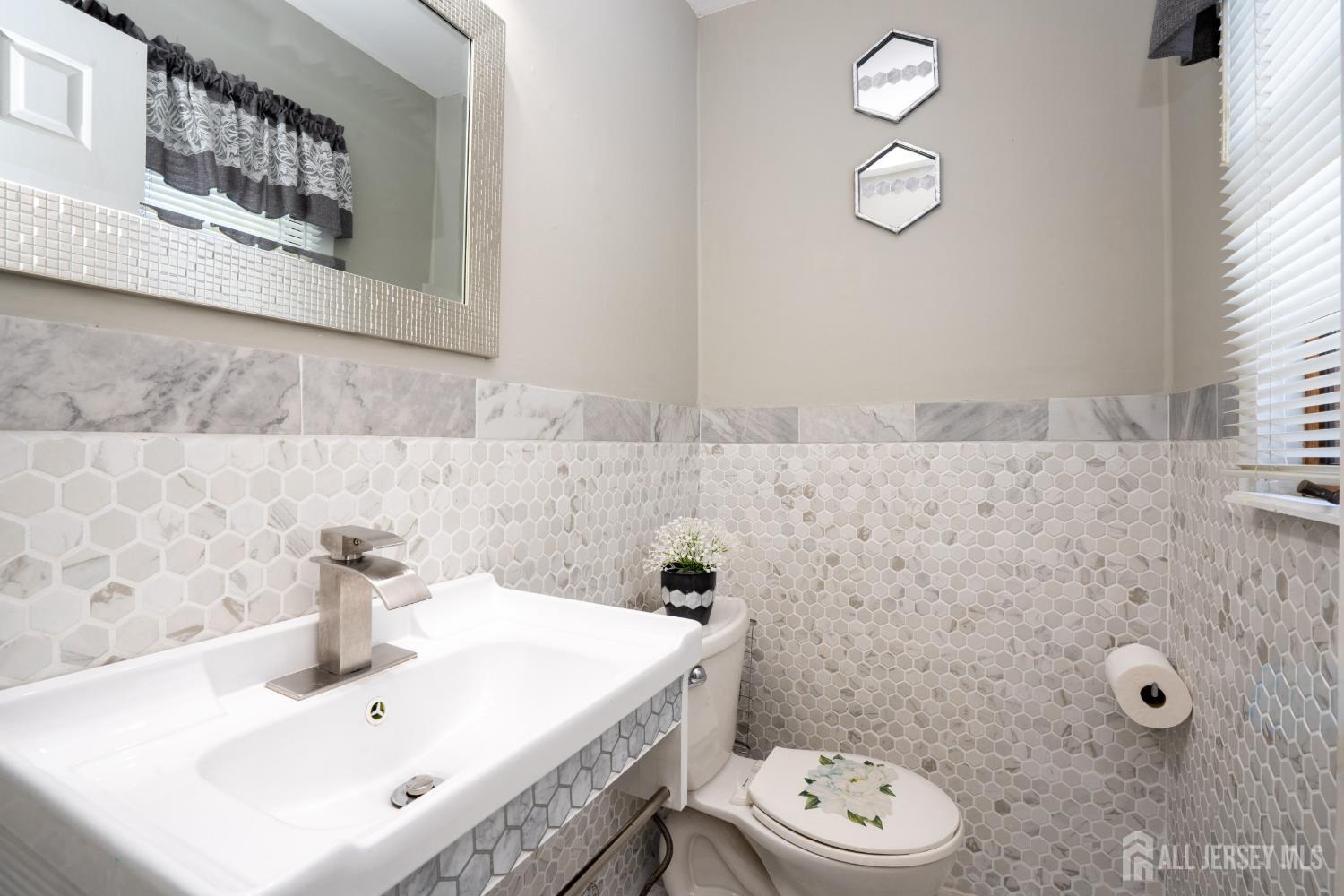 2284 Polk Avenue North Brunswick NJ 08902