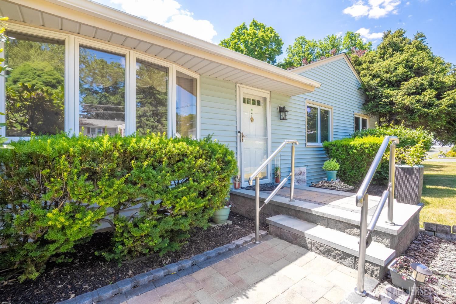 2284 Polk Avenue North Brunswick NJ 08902
