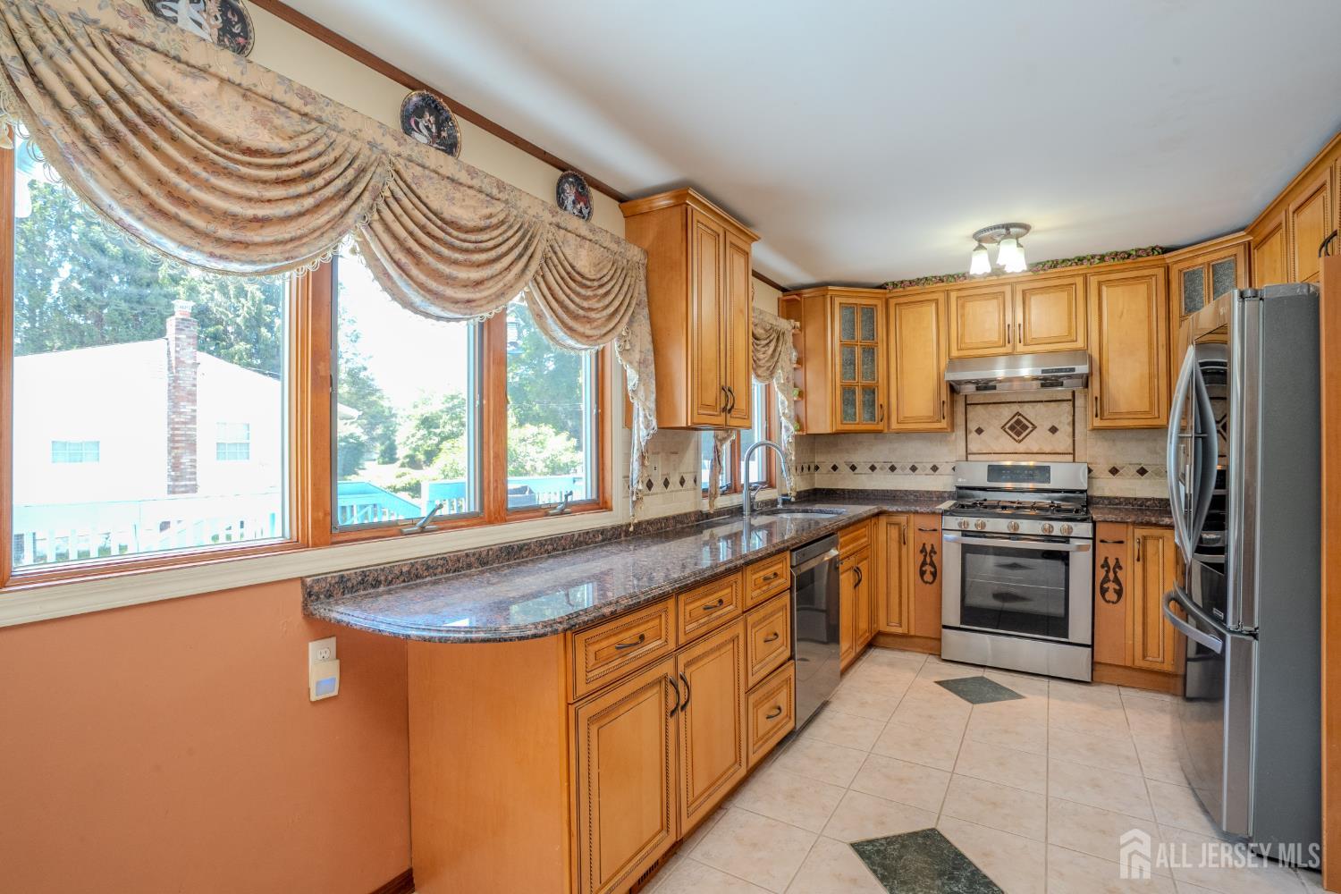 2284 Polk Avenue North Brunswick NJ 08902