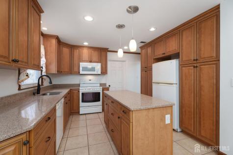 304 Schoolhouse Road Monroe NJ 08831