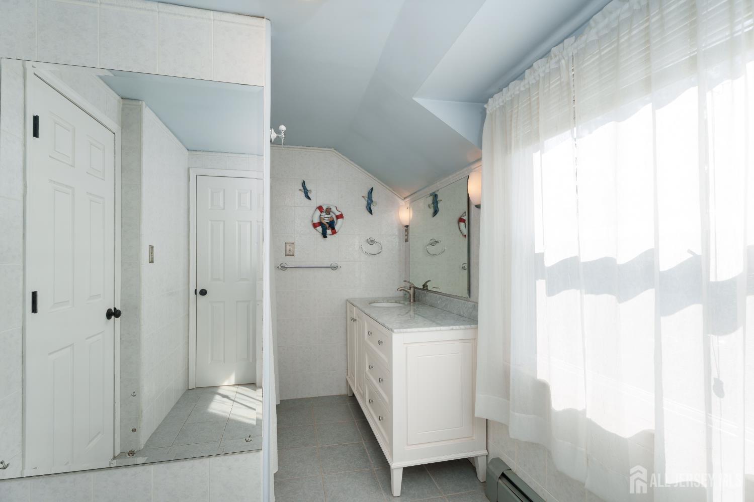 304 Schoolhouse Road Monroe NJ 08831