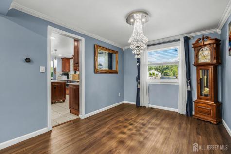 907 Mer-edinburg Road Hamilton NJ 08690