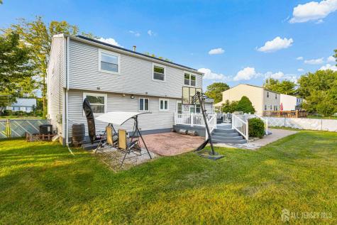 907 Mer-edinburg Road Hamilton NJ 08690