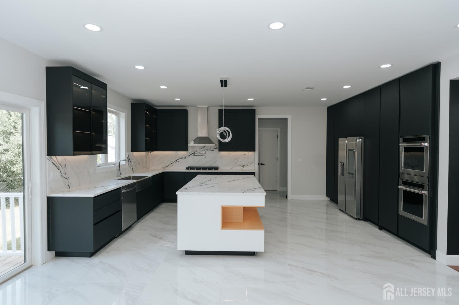 40 Wright Street Iselin NJ 08830