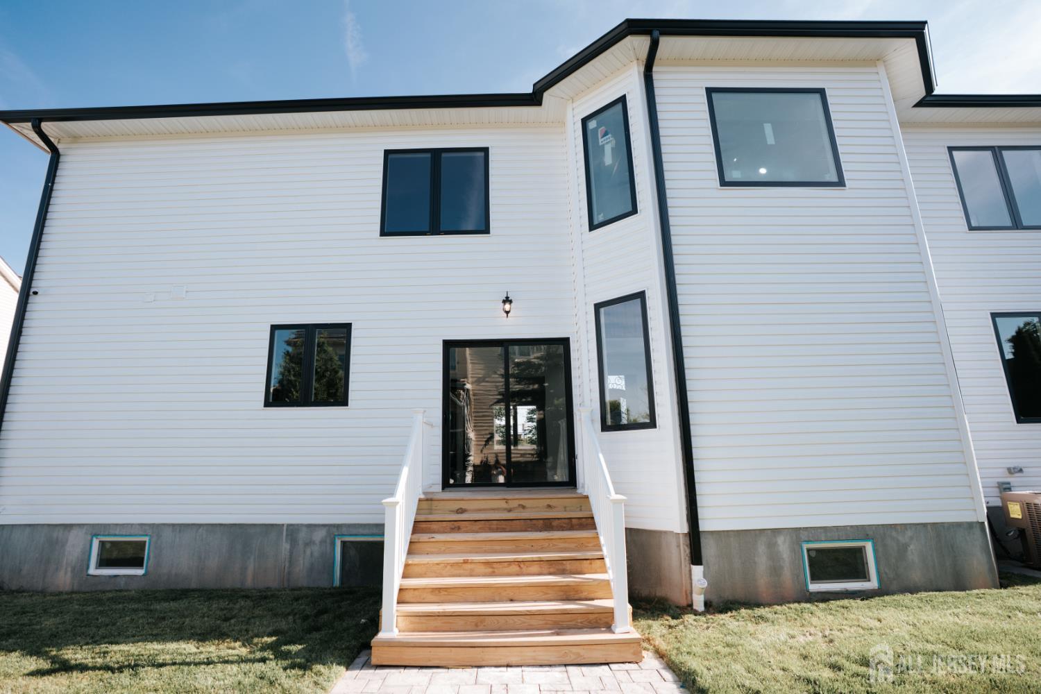 40 Wright Street Iselin NJ 08830