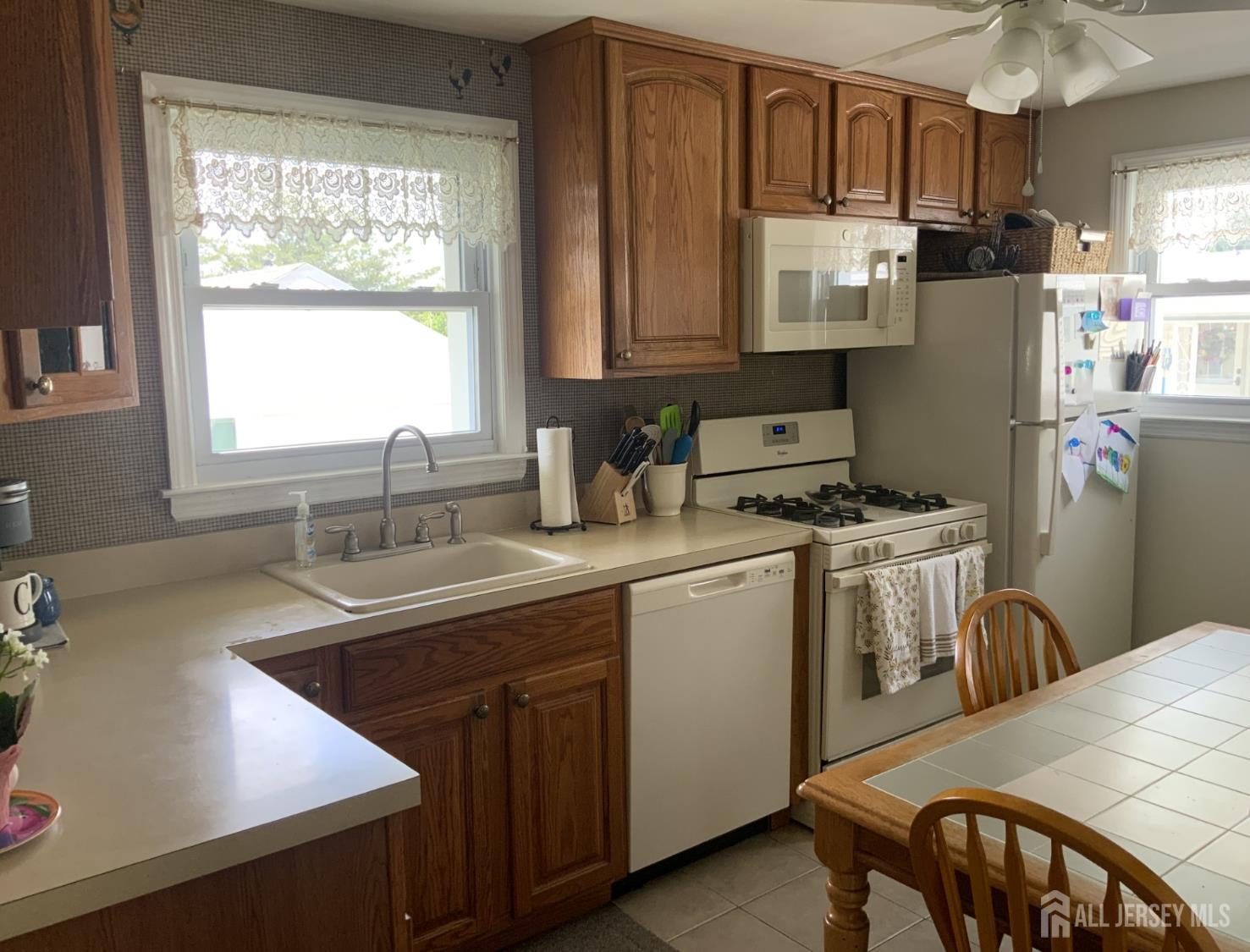 89 Bernard Street Carteret NJ 07008