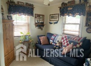 89 Bernard Street Carteret NJ 07008