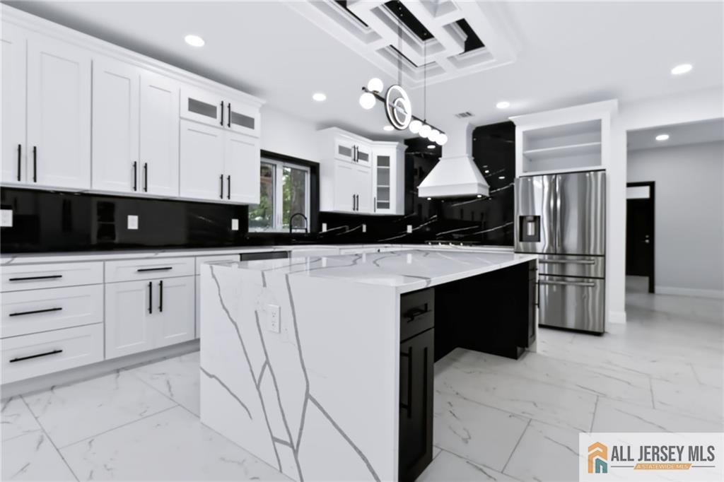 220 W Locust Avenue Edison NJ 08820