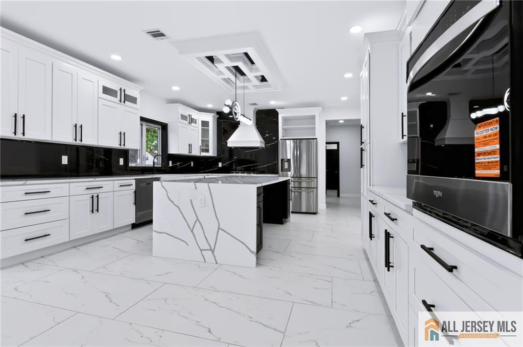 220 W Locust Avenue Edison NJ 08820