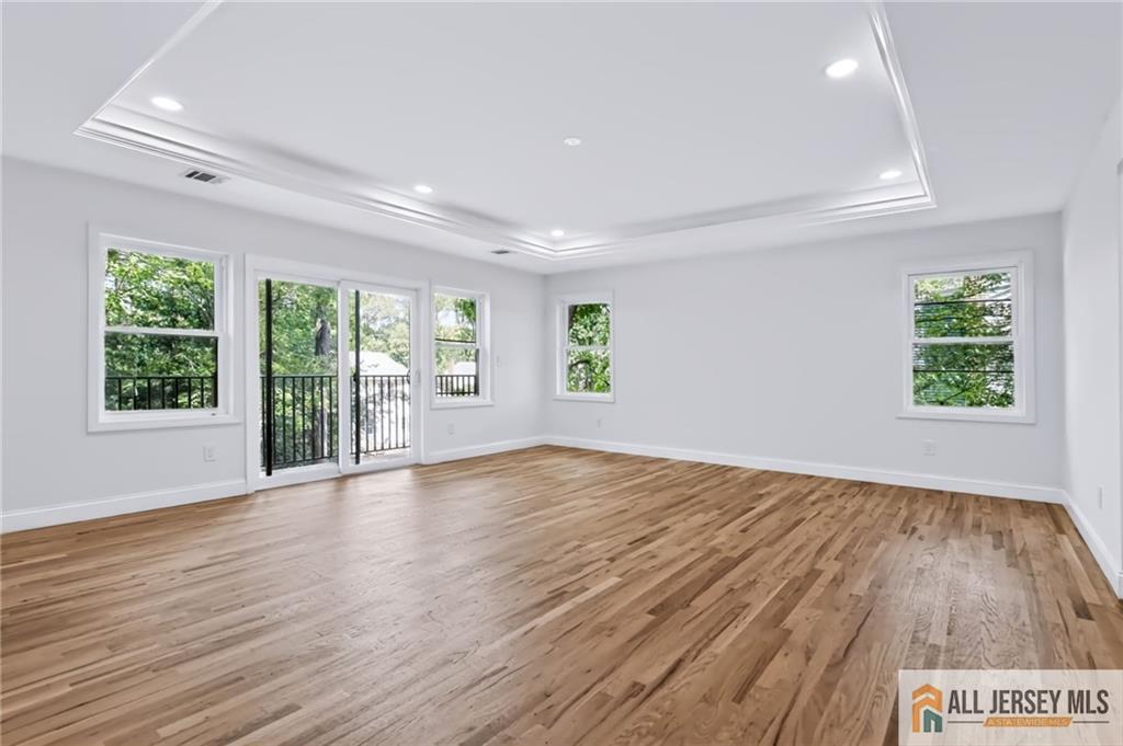 220 W Locust Avenue Edison NJ 08820