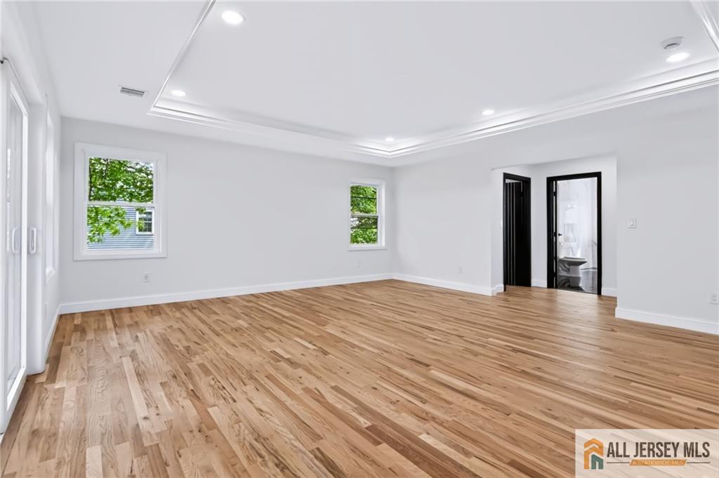 220 W Locust Avenue Edison NJ 08820