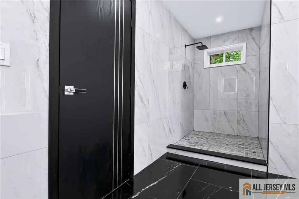 220 W Locust Avenue Edison NJ 08820