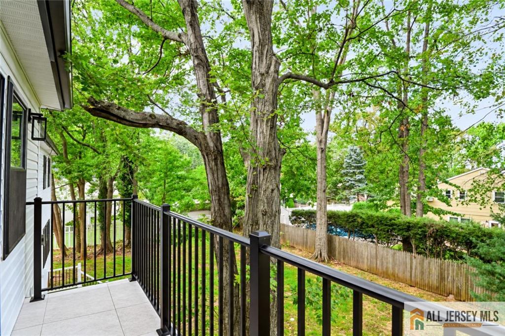 220 W Locust Avenue Edison NJ 08820