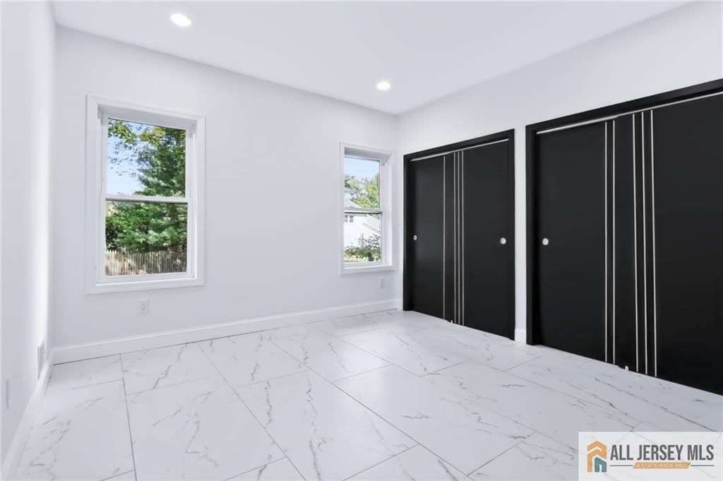 220 W Locust Avenue Edison NJ 08820