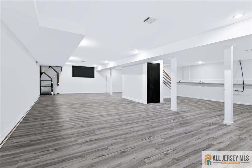 220 W Locust Avenue Edison NJ 08820