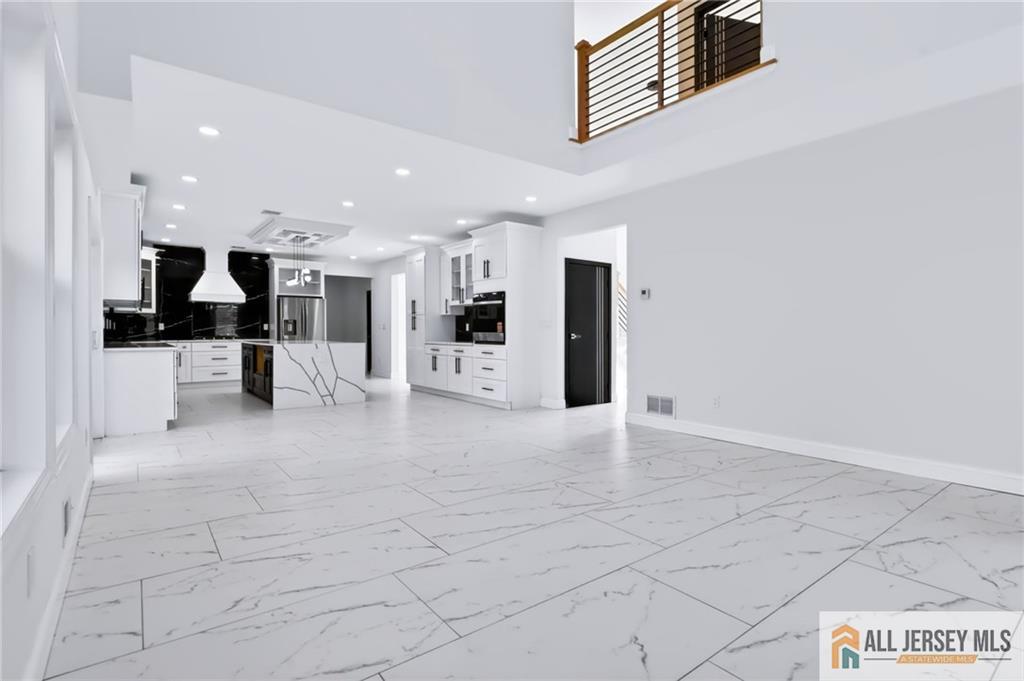220 W Locust Avenue Edison NJ 08820