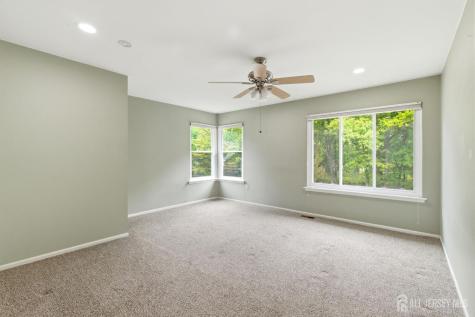 38 Cherrywood Drive Franklin Twsp NJ 08873