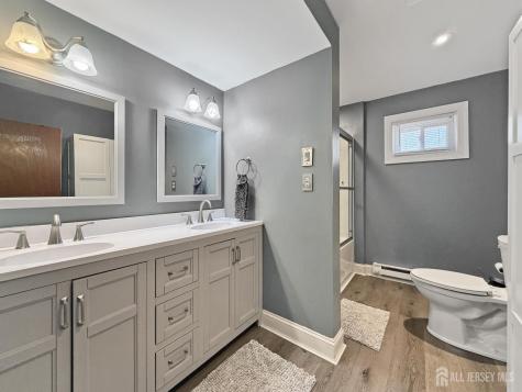 733 Schuyler Ave Avenue Lyndhurst NJ 07071