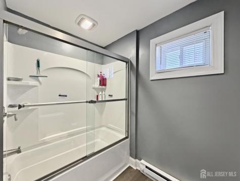733 Schuyler Ave Avenue Lyndhurst NJ 07071