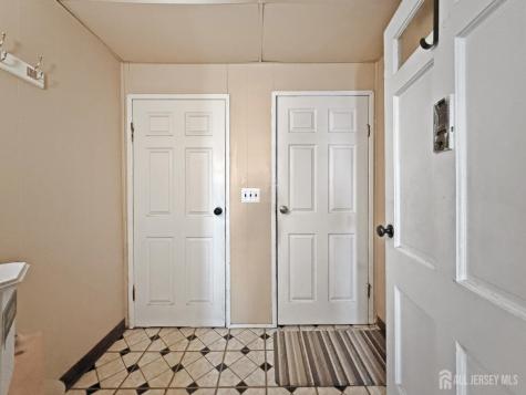 733 Schuyler Ave Avenue Lyndhurst NJ 07071