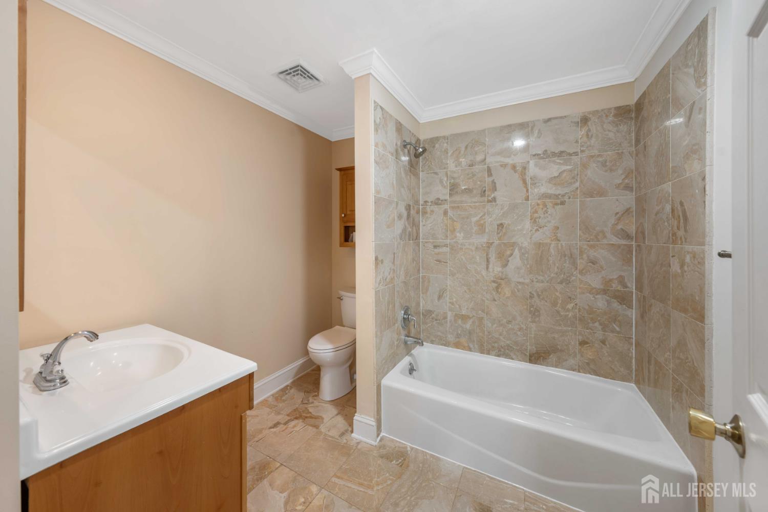 223 Pleasant Run Road Readington NJ 08853