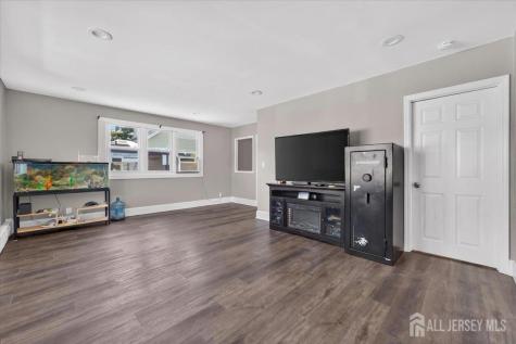 603 Lincoln Boulevard Middlesex County NJ 08846
