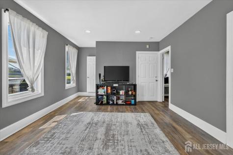 603 Lincoln Boulevard Middlesex County NJ 08846