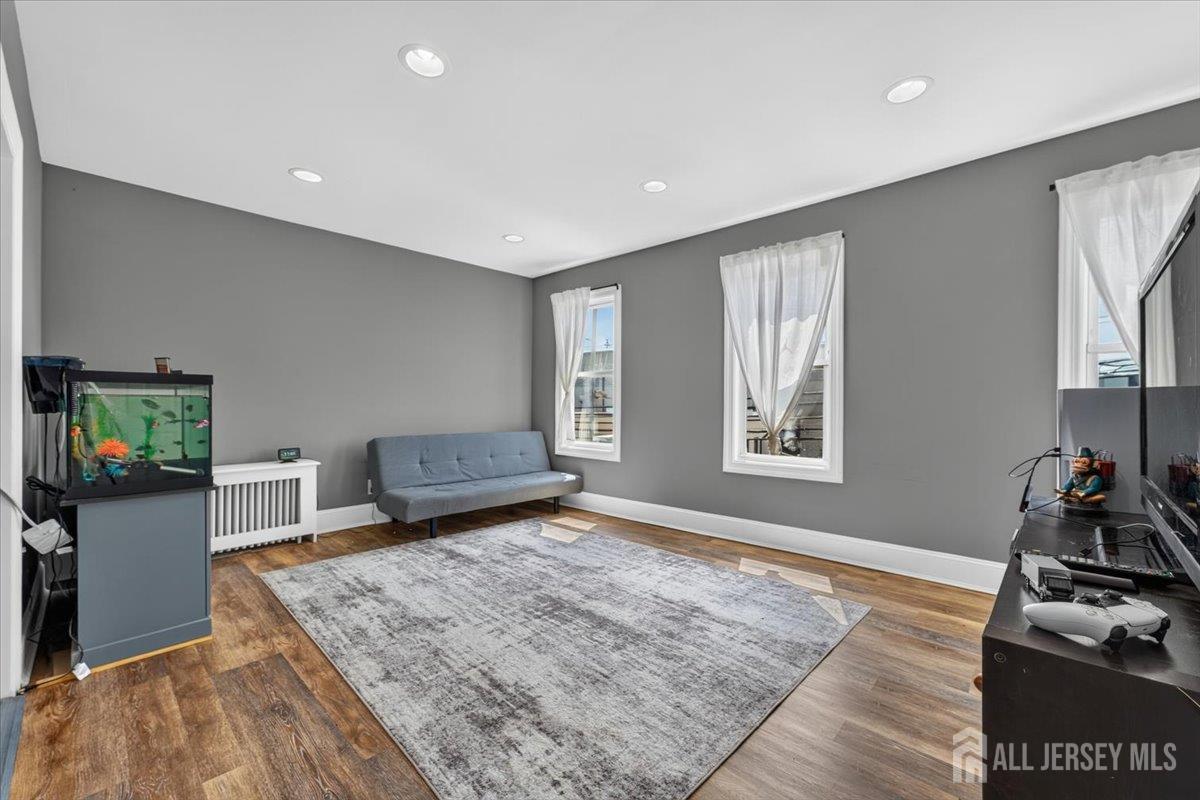 603 Lincoln Boulevard Middlesex County NJ 08846