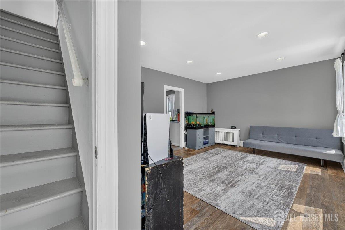 603 Lincoln Boulevard Middlesex County NJ 08846