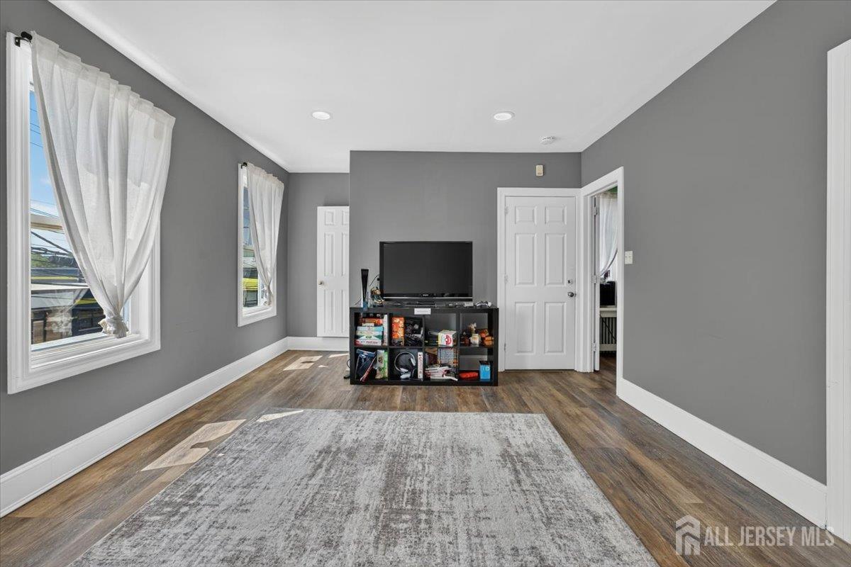 603 Lincoln Boulevard Middlesex County NJ 08846