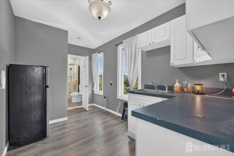 603 Lincoln Boulevard Middlesex County NJ 08846